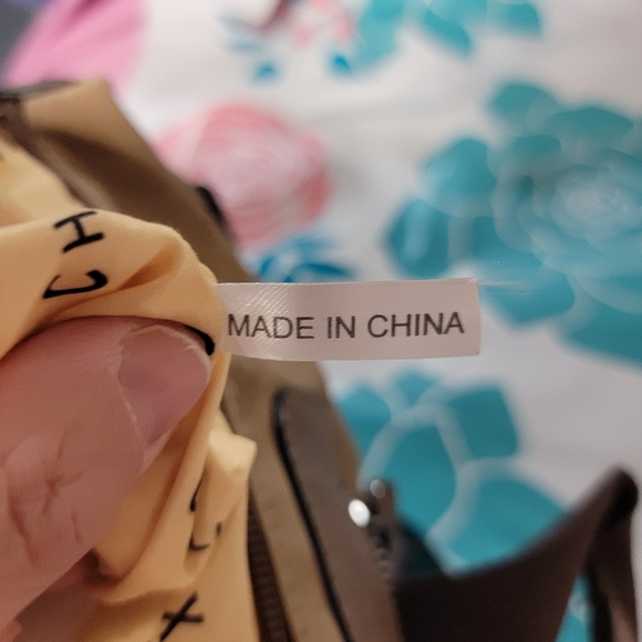 Chill x tote - Picture 3 of 11